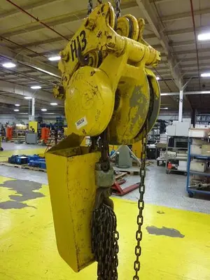 USED YALE HOISTS D-190402