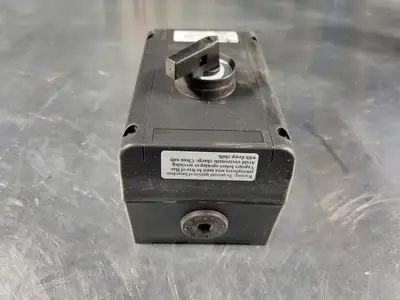 NEW CROUSE-HINDS GHG 43