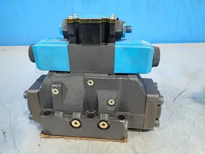 USED VICKERS DG5S833CTMFPA4WLH530EN483