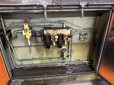 Used 1995 CLEARING NIAGARA CLEARING NIAGARA SE2-300-84-48-UH PRESS Straight Side Presses Tennessee US | Alma Machinery #1271716