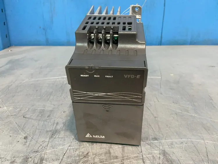 Used DELTA VFD015E43A Variable Speed Drives Ohio US | HGR 24 #1457445