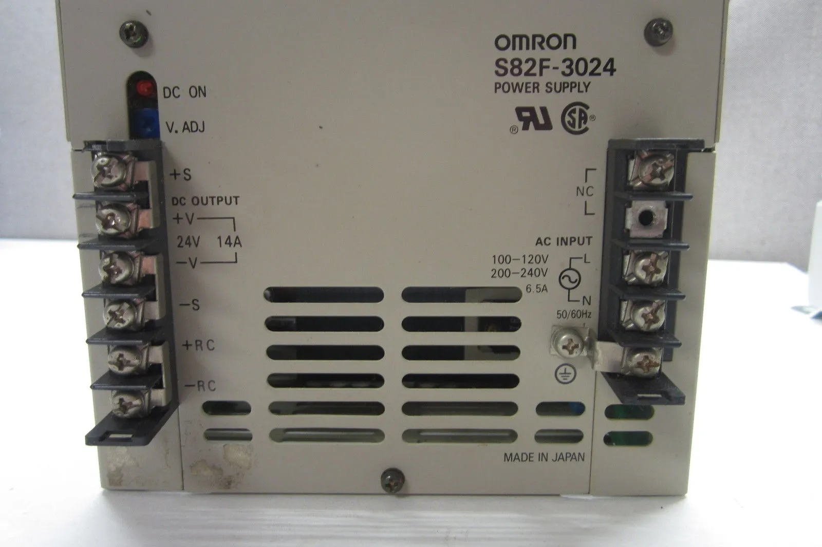 OMRON S82F-3024 POWER SUPPLY S82F3024