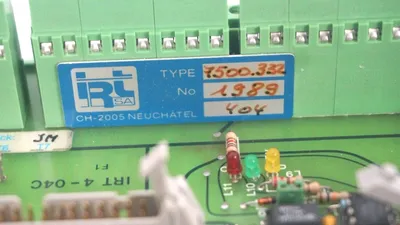 USED REIS IRT 4-04C DIN RAIL MOUNTING BOARD 7500-332