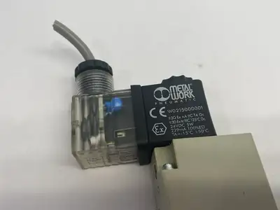 Used Metal Work Pneumatic Pneumatic Solenoid Valve 3/2 NC Mech. Spring Reset 1/4BSP Solenoid Valves Michigan US | Maverick Industrial Sales #1393387