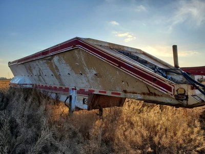 30' Asphalt Trailer