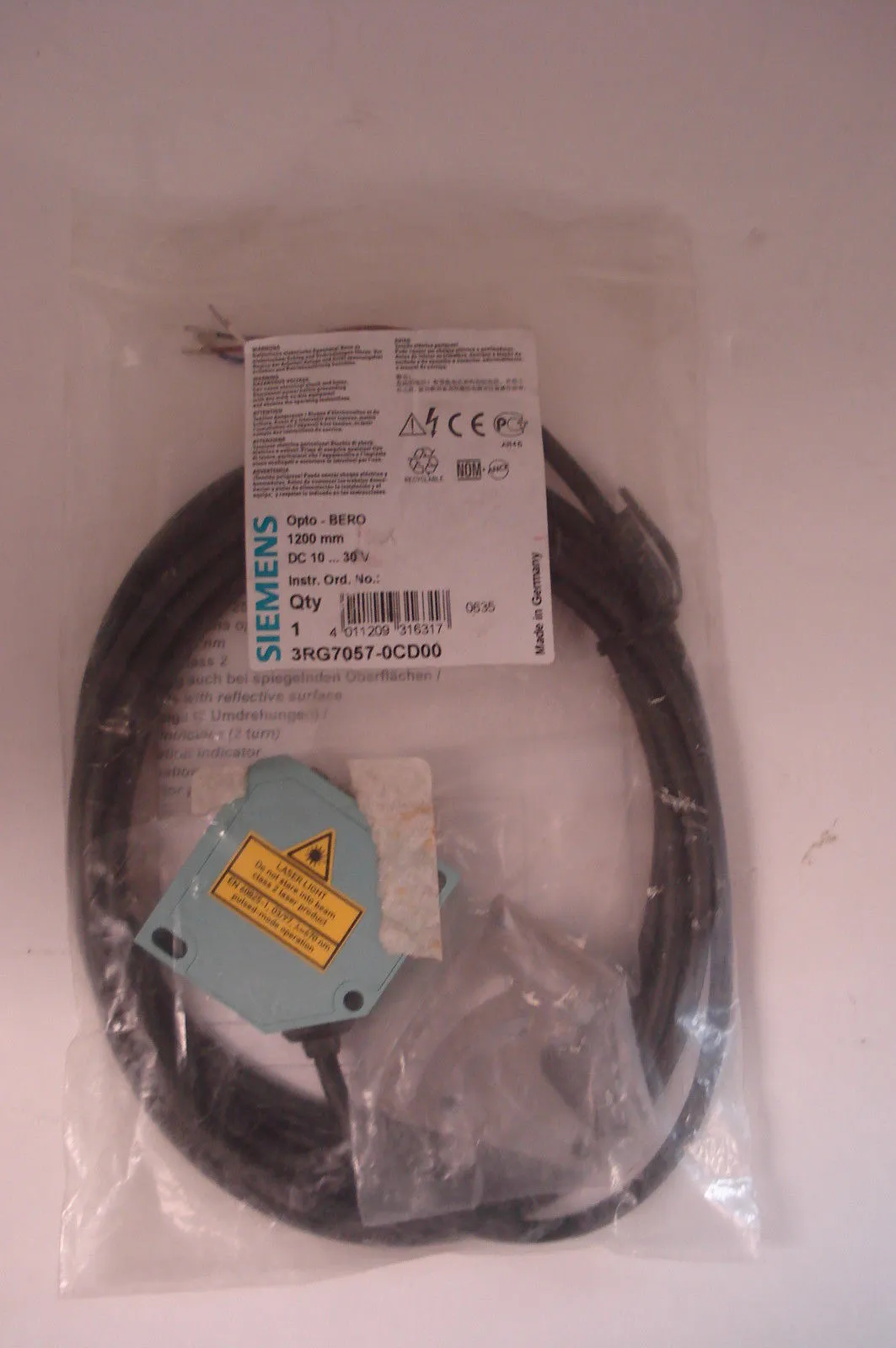 NEW SIEMENS 3RG7057-0CD00 SENSOR 3RG70570CD00