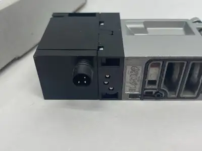 New | in-Stock Festo Pneumatic Solenoid Valve 5/2 Monostable 539159 Solenoid Valves Michigan US | Maverick Industrial Sales #1391427