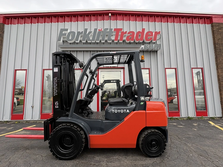 Used 2012 TOYOTA 8FGU25 Misc Forklifts Wisconsin US | Forklifttrader.com #806825