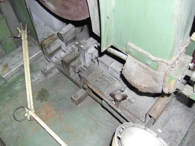 USED STONE M-160