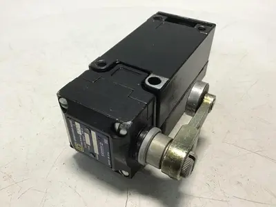 USED SQUARE D 9007-AEQ2699