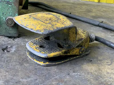 USED ROWE 810