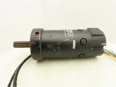 Kollmorgen TT-4205-4020-C DC Servo Motor 2600RPM 24VDC 42FT-LBS Tach 19V