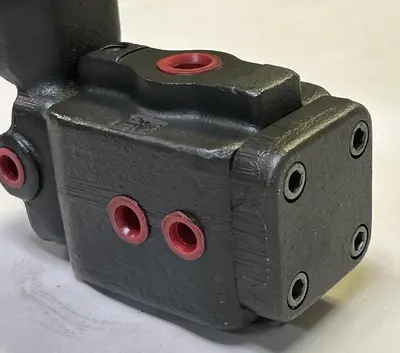 USED VICKERS XTL-03-B-10