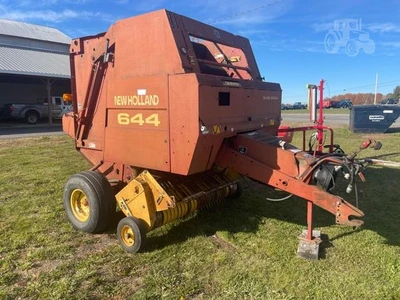 Used 1997 NEW HOLLAND 644 Square Balers Maine US | Beauregard Equipment #1561807