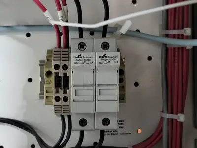 Used EATON SVX010A1-5A4N1 Switchgears British Columbia CA | Lenmark #240181