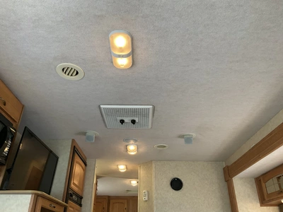 USED 2006 JAYCO GREYHAWK 31