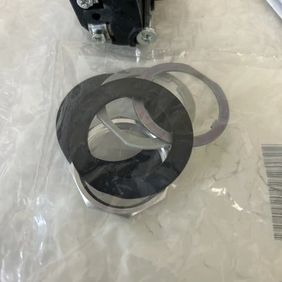 NEW Allen-Bradley 800T-P16R