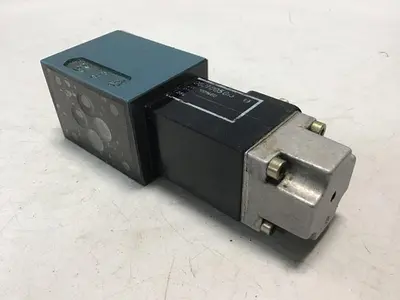 USED BOSCH 0 810 090 240