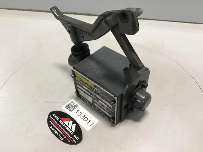 Used PARKER D3ML4BN10X4384 Valves/Fittings Michigan US | Ideal Machinery #582082