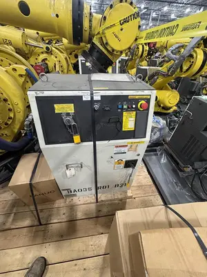 Used FANUC M-900IA/400L Robots Michigan US | Aucto #1332129