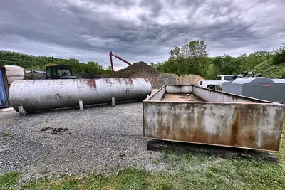 Used 1999 CUSTOM MADE 4,000GA DIESEL TANK Stainless Steel Tanks Pennsylvania US | Proxy Equipment #1385068