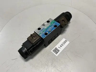 USED VICKERS DG4V-3S-6C-M-U-HL7-60-EN490