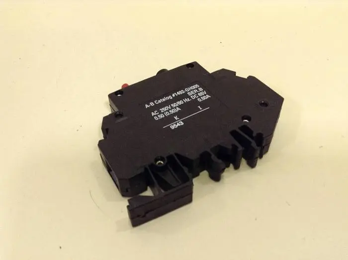 USED ALLEN BRADLEY 1492-GH005 SER B