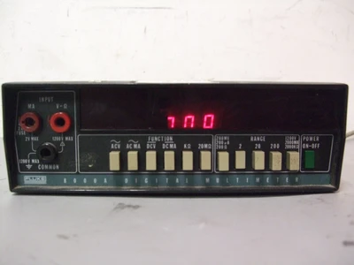 USED FLUKE 8000A