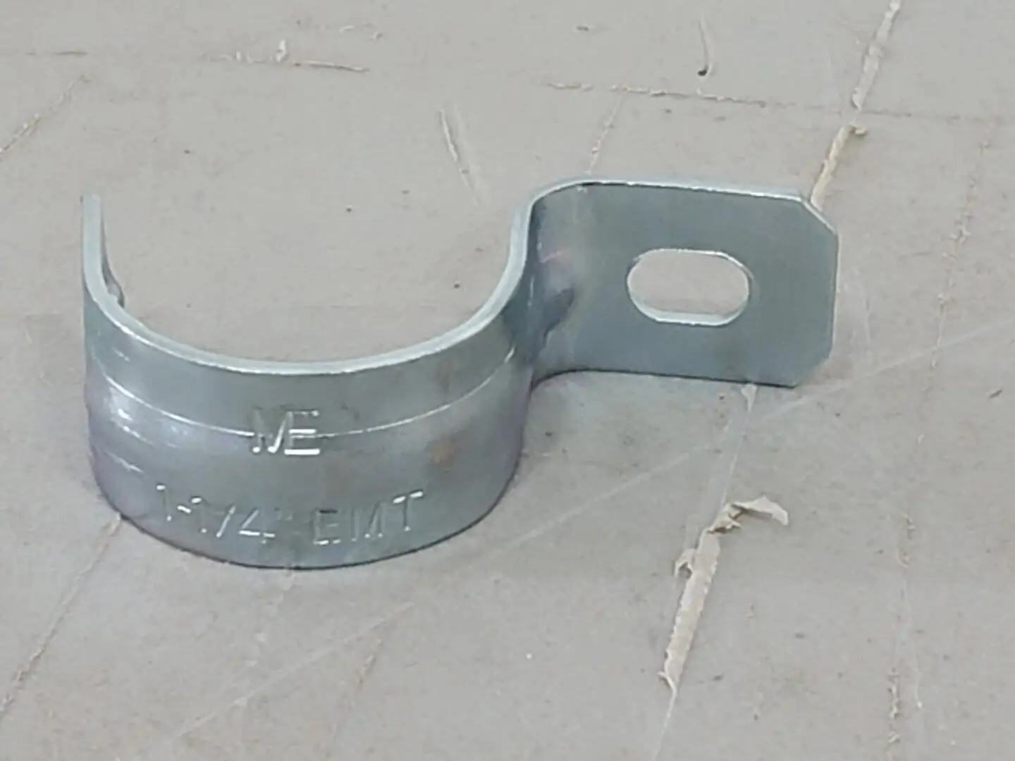 NEW THOMAS & BETTS 514