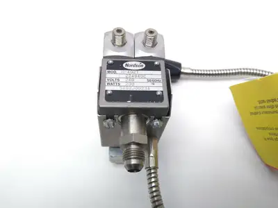 New | in-Stock Nordson PRO BLUE Dual Hot Melt 240V 200W Adhesive Gun With Glue Machines Michigan US | Maverick Industrial Sales #1454091