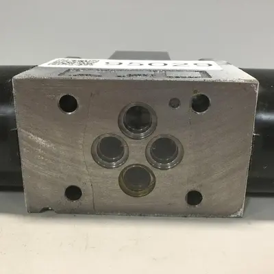 USED TOKIMEC DG4V-3-6C-M-P7-H-7-52