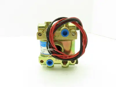 Honeywell Skinner V9LHRN13C Solenoid Valve 4-Way NC/NO 120V 140 PSI 1/4" NPT
