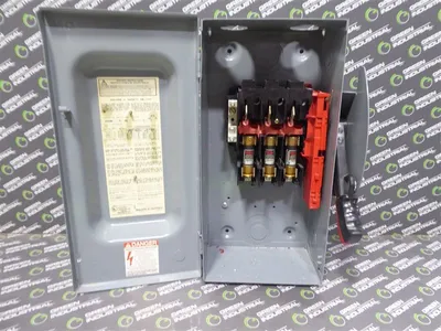 Square D H322N Heavy Duty Fusible Safety Switch 60 Amps 240V F1 Used