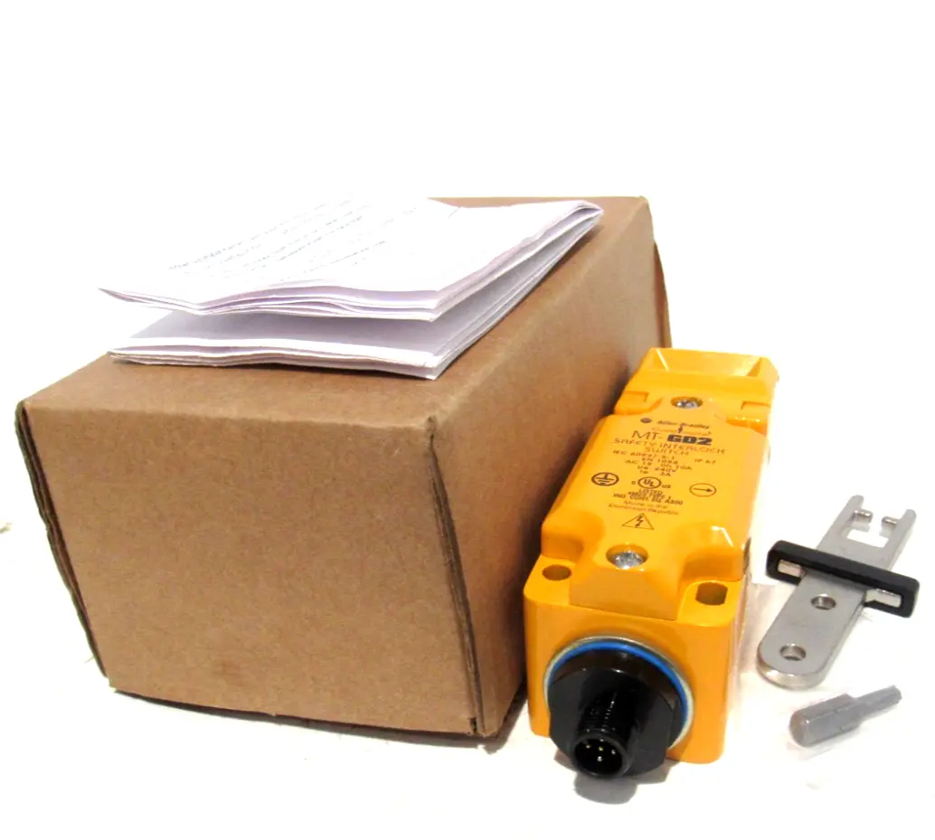 ALLEN BRADLEY 440K-M22ANYT SAFETY SWITCH MT-GD2 440KM22ANYT NEW SURPLUS