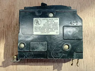 Used SQUARE D QOB220 Switchgears British Columbia CA | Lenmark #1438616