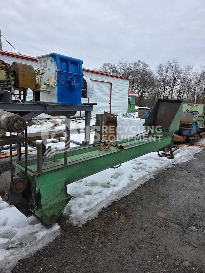 Unknown Manufacturer: Used 16 Foot Screw Auger