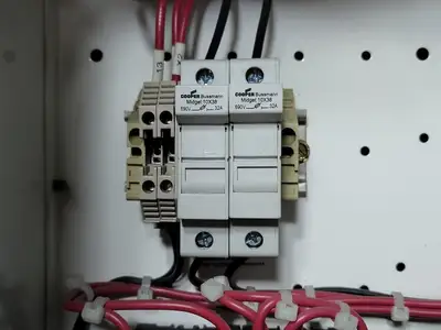 Used EATON SVX004A1-5A4N1 Switchgears British Columbia CA | Lenmark #240331