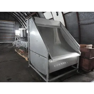 NEW CUSTOM DESIGNED & MANUFACTURED 72 X 67