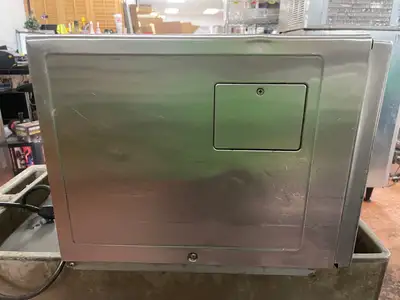 Used Amana Used Amana RFS12SW2A Commercial 1200W Stainless Microwave 120V Restaurant Small Appliances Illinois US | Falcon Restaurant Supply #1375716