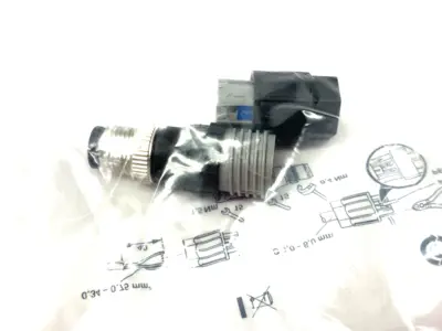 NEW PEPPERL+FUCHS FIELD WIREABLE CONNECTOR A-CODED M12 4-PIN 198343