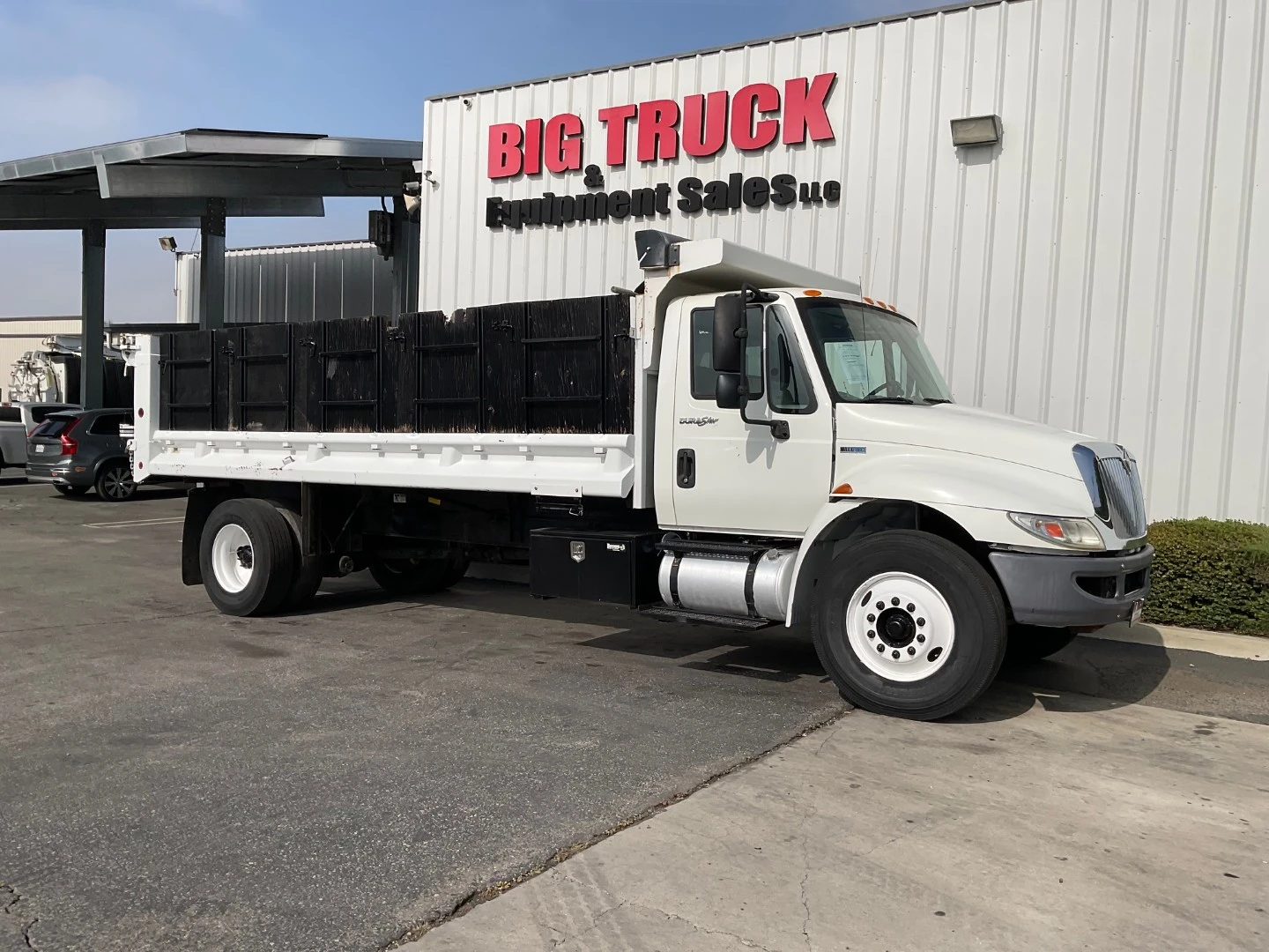 Used 2012 INTERNATIONAL 4300 Dump trucks California US | Big Truck & Equipment #1412231