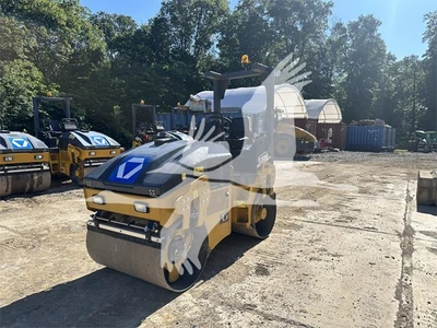 USED 2022 XCMG XMR303S