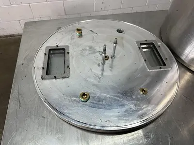 25-Gallon Holding Tank