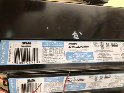 Philips Advance IOP-2P32HL-SC 2 Lamp Instant Start T8 Ballast 120-277V -NIB of 7