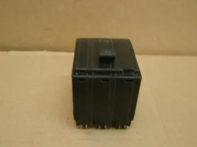 USED SQUARE D QO320