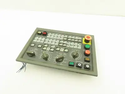 Okuma MPN7000M-S Operator Control Panel E0105-566-103-3