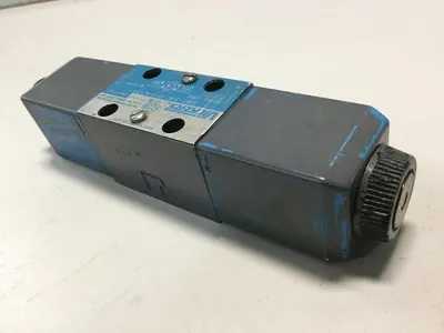 USED VICKERS DG4V-3-6C-M-U-HL7-60