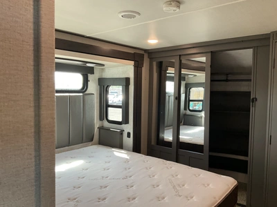 Used 2022 GRAND DESIGN MOMENTUM Campers, Caravans, Motorhomes Michigan US | Miedema Asset Management Group #1366695