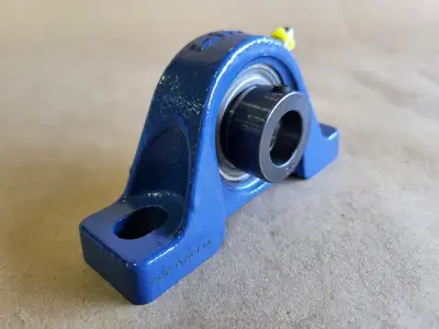 NEW SKF P2B 012-FM