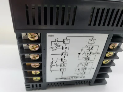 USED Shimaden SR-30-202Y-0011-JP792C0